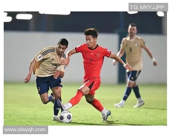 足球明星中谁的篮球水平最为出众引发球迷热议与讨论