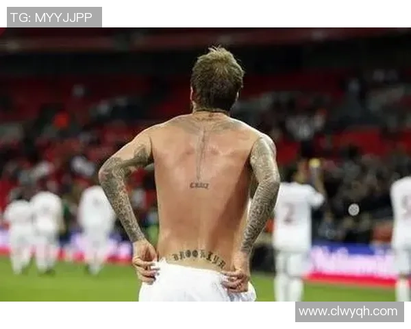 足球明星男士的人像纹身艺术展现个性与魅力